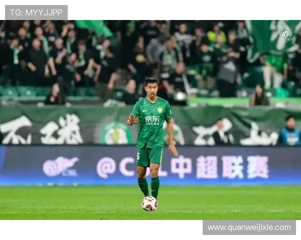 徐云龙炮轰海港引战：三冠王为何亚冠藏主力？